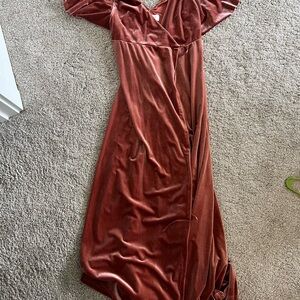 Elegant Velvet Dress in Rich Brown